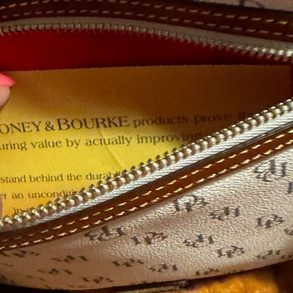 Dooney & Bourke Gretta Lani Crossbody White and Brown - Picture 14 of 16